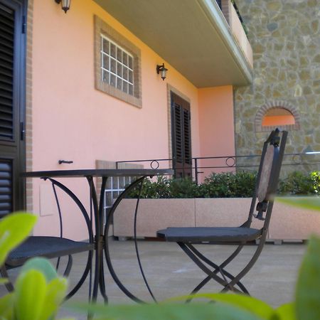 Garden B&B Arezzo Bagian luar foto